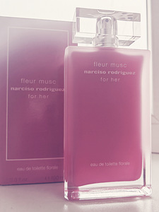 Narciso Rodriguez Fleur Musc for Her Eau de Toilette Florale (4 foto / 4)