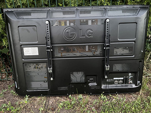 Телевизор LG 42PQ200R. (4 foto / 5)