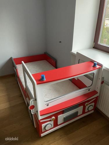 Детская кроватка с матрасом для вашего ребенка (фото #4)