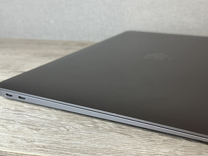 Apple Macbook Air i5 256gb/8gb 13-inch, 2018 Space Grey, SWE (5 foto / 8)
