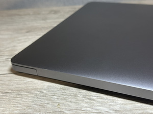 Apple Macbook Air i5 256gb/8gb 13-inch, 2018 Space Grey, SWE (6 foto / 8)