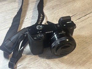 Sony A6000 kaamera + kit lens (1 foto / 4)
