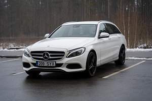 Mercedes-Benz C 220 Blutec 2.1 125kW (1 foto / 13)