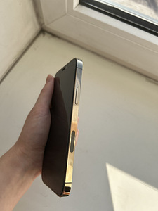 Apple iPhone 12 Pro 128 ГБ (2 фото из 8)