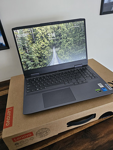 Lenovo LOQ 15IRH8 (2 foto / 5)