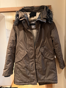 Продам куртку Huppa (1 фото из 3)