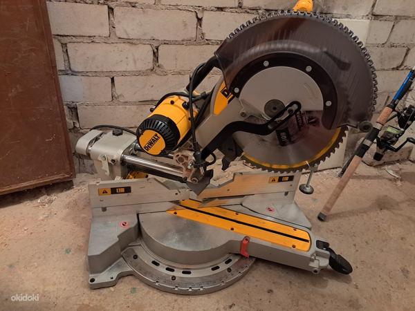 Dewalt
