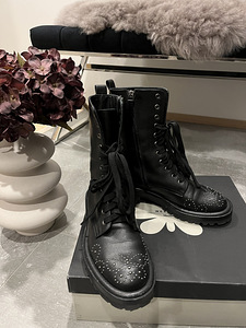 Сапоги MaxMara размер 38 (1 фото из 4)