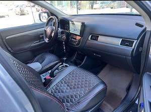 Mitsubishi Outlander 2.0 110kW B+Gaas (11 foto / 14)