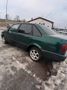 Volkswagen passat b4 1.9 66kw (6 foto / 9)