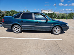 Volkswagen passat b4 1.9 66kw (4 foto / 9)