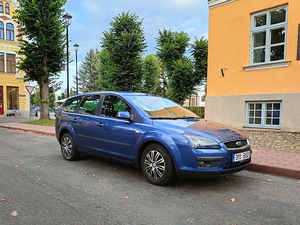 Ford Focus Turnier 1.6 Duratec 74kw (7 foto / 13)