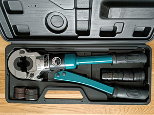 Alupex hüdraulilised presstangid PEX/AL/PEX, TH pressid (8 foto / 10)