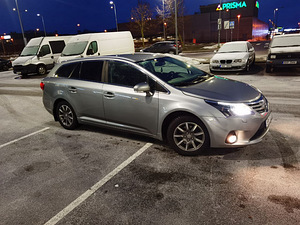 Toyota Avensis LPG (7 foto / 13)