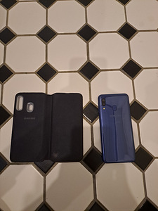 Samsung A20e + telefoniümbris (2 foto / 4)
