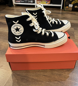 Uus Converse Chuck 70 Hi hooajaline väljalase (1 foto / 4)
