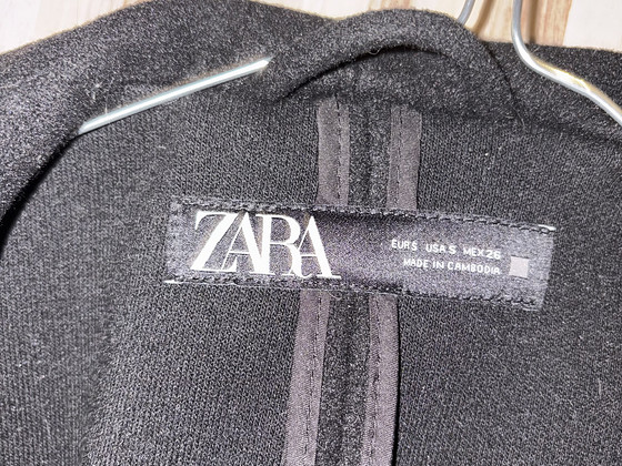 Zara mantel