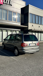 Volkswagen Sharan 1.9tdi automaat (7 foto / 13)