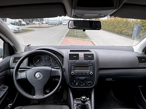 Volkswagen Golf 1.6 benz (11 foto / 12)
