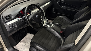 Volkswagen Passat 2.0 TDi (14 foto / 14)