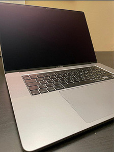 Macbook Pro 16 i9/1Tb/16Gb/ Space Grey (7 foto / 8)