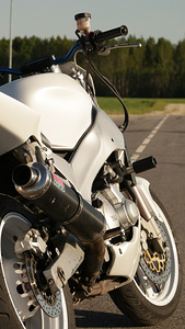 A2 Yamaha FZR 600r (9 фото из 10)