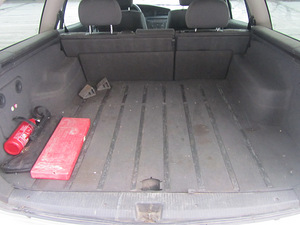 Opel Omega caravan 2.2 88 kw (11 foto / 11)