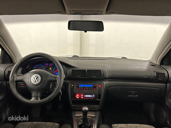 Volkswagen Passat 1.6 74kW (фото #6)