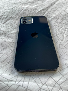 iPhone 12 128GB Black (4 foto / 6)