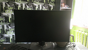 Asus ROG Swift PG248Q (1 foto / 3)