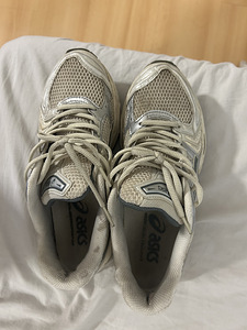 Asics gel kayano 14 (3 foto / 3)
