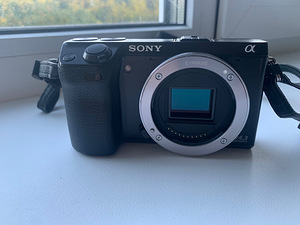Sony Nex 7 kaamera + 18-55 mm objektiiv (3 foto / 10)