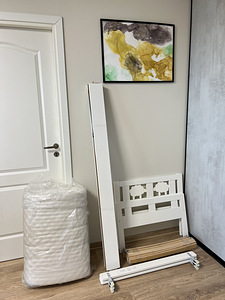 Lastevoodi Ikea Kritter + madrats Underlig + piirded (6 foto / 8)