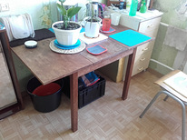 Wooden extendable kitchen table