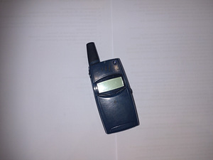 Telefon Ericsson T28s (1 foto / 6)