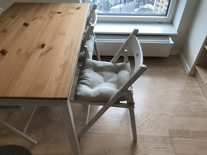 IKEA Dining Table with 4 chairs, round bench and cushions (3 foto / 3)