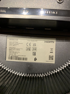 Samsung monitor (8 foto / 8)