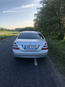 Mercedes-Benz S320 (4 foto / 13)