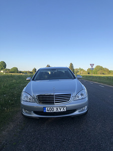 Мерседес Бенц 320 (6 фото из 10)