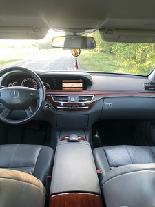 Мерседес Бенц 320 (7 фото из 10)