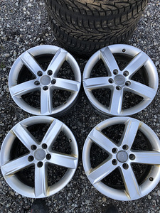Диски + Резина Audi / 225/50/17 winter (2 фото из 2)
