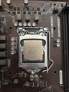 MSI B360 a pro i57600 (2 foto / 2)