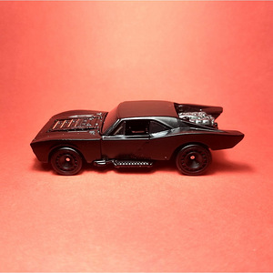 Бэтмобиль премиум-класса от HotWheels! (1 фото из 3)