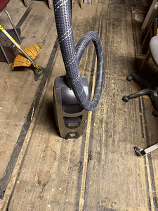 Müüa tolmuimeja (1 foto / 5)