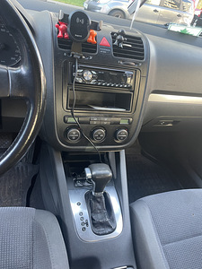 Volkswagen Jetta 2007 (7 foto / 8)