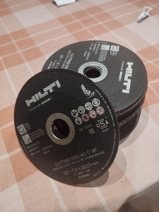 Metallkettad HILTI 125-1-0. 22 mm23 (1 foto / 2)
