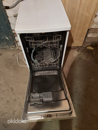 Посудомоечная машинка (фото #2)