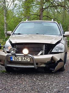 Kia Carnival 07a (5 foto / 5)