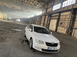 Skoda superb 1.8 bensin (7 foto / 9)