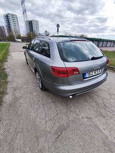 Audi A6 Allroad (4 фото из 8)